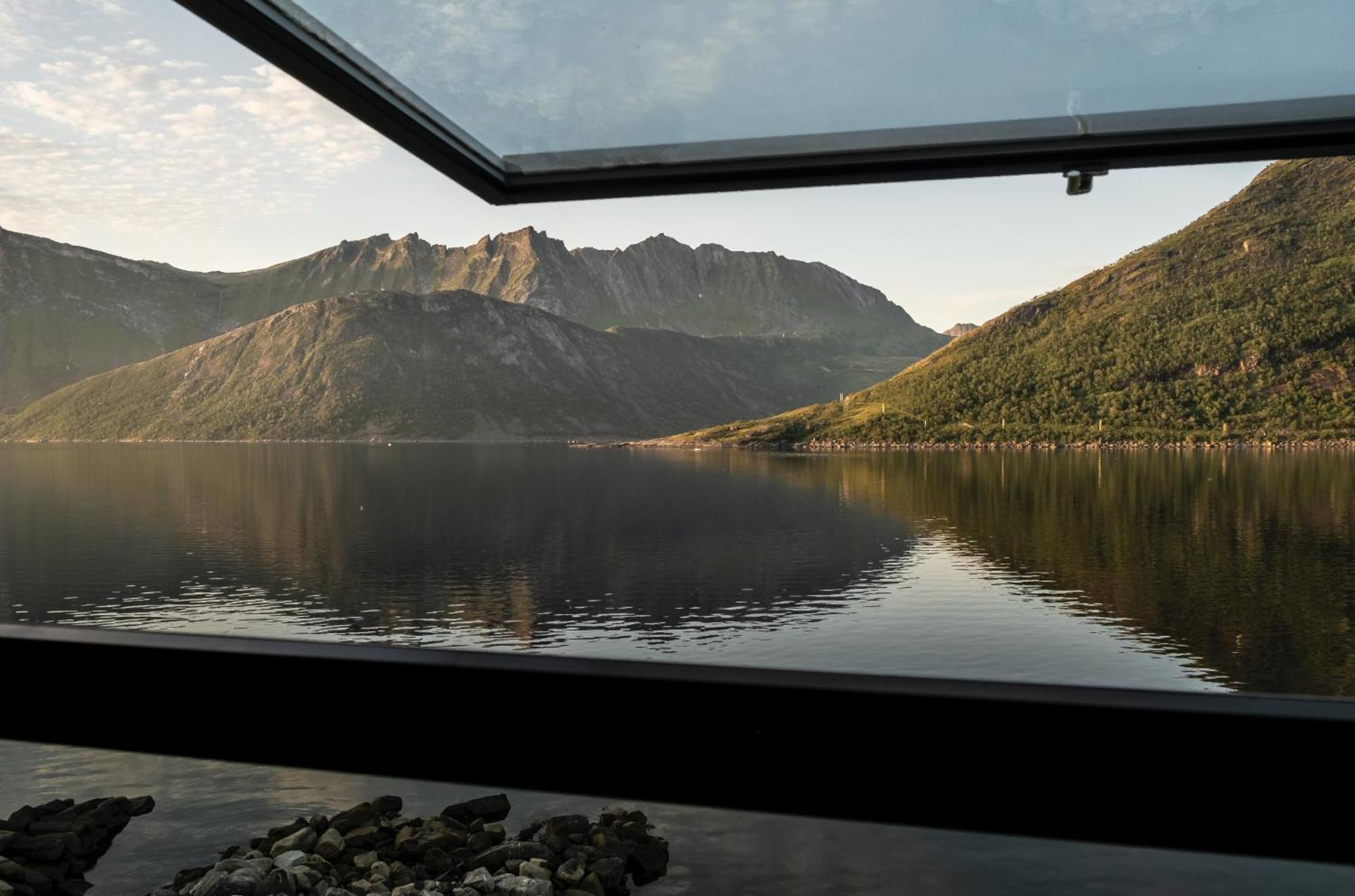 Polar Panorama Lodge Fjordgard Exteriör bild